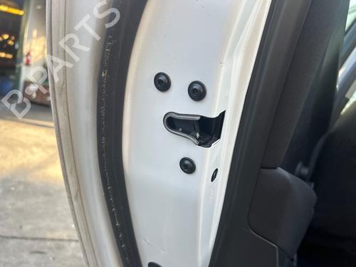 Used Rear left lock OPEL ASTRA J (P10) [2009-2016]  27339616