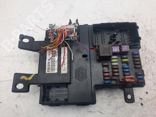 Used Fuse box KIA CARNIVAL I (UP) [1998-2001]  11689401
