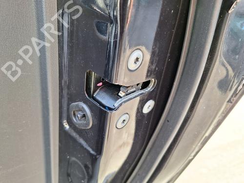 Used Rear right lock RENAULT KOLEOS I (HY_) 2.0 dCi (HY0K) (150 hp) 17720184