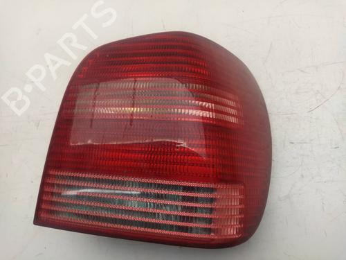 Used Right taillight VW POLO III (6N1) 60 1.4 (60 hp) 10864410