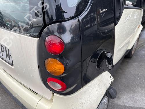 right-taillight-smart-city-coupe-450-1998-1999-2000-2001-2002-2003-2004-32234703 main image