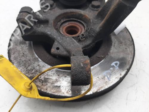 Used Right front steering knuckle RENAULT CLIO III (BR0/1, CR0/1) 1.5 dCi (C/BR0G, C/BR1G) (68 hp) 8668855