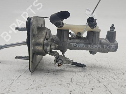 Used Brake master cylinder TOYOTA PRIUS Liftback (_W2_) 1.5 Hybrid (NHW20_, NHW20R) (112 hp) 23268275