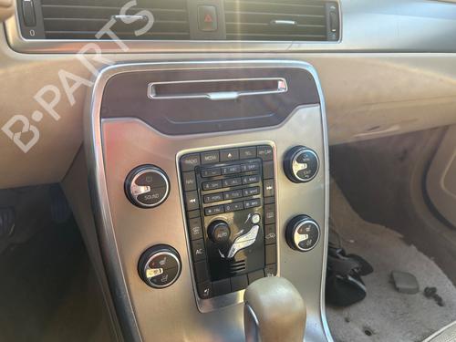 Used Climate control VOLVO S80 II (124) D5 (215 hp) 28141624