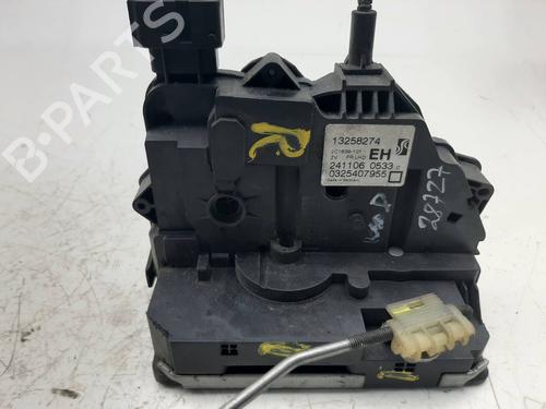 Used Front right lock OPEL CORSA D (S07) 1.3 CDTI (L08, L68) (75 hp) 9187929