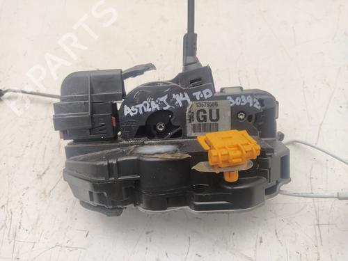 Højre bagtil lås OPEL ASTRA J (P10) 1.6 CDTi (68) (110 hp) 15258209