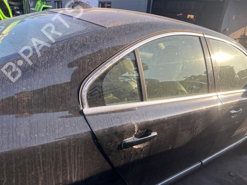 Used Right rear door VOLVO S80 II (124) D5 (215 hp) 28141601
