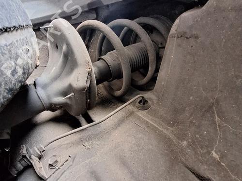 Used Right front shock absorber HYUNDAI SANTA FÉ I (SM) 2.0 CRDi (113 hp) 23096967
