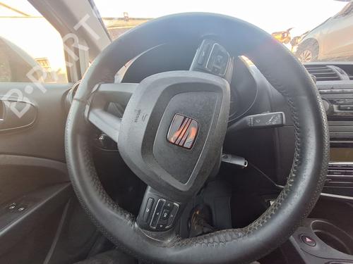 Steering wheel SEAT LEON (1P1) 1.6 TDI | BP31258249C49 