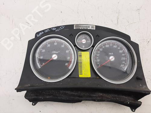 Kombiinstrument OPEL ASTRA H (A04) 1.7 CDTI (L48) (100 hp) 8718658