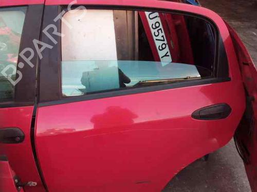 Used Left rear door FIAT GRANDE PUNTO (199_) 1.4 (199AXB11, 199AXB1A, 199BXB1A, 199AXL1A) (77 hp) 97872