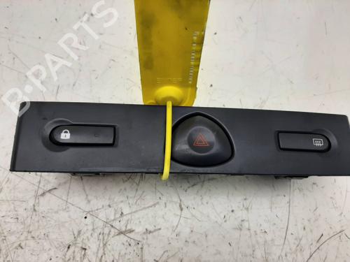 Used Warning switch RENAULT CLIO II (BB_, CB_) 1.4 (B/CB0C, B/CB0S) (75 hp) 9115999