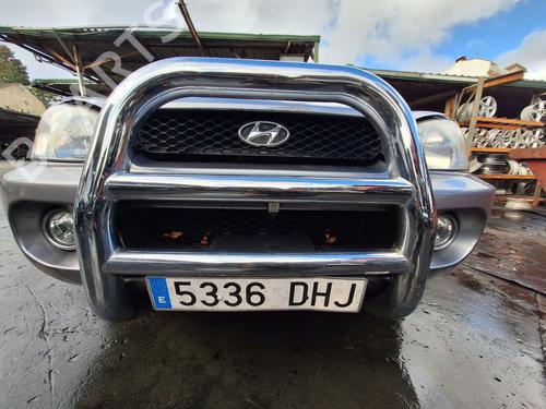 Used Front bumper HYUNDAI SANTA FÉ I (SM) 2.0 CRDi (113 hp) 23096921