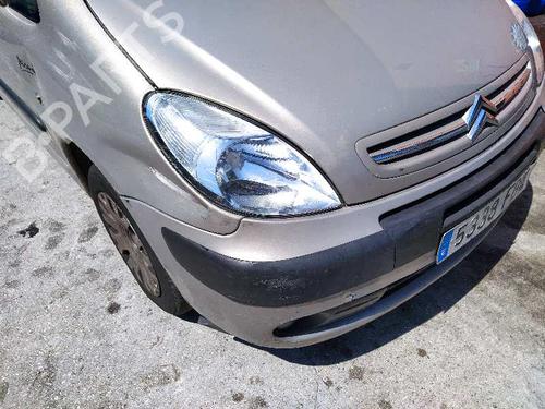 Used Right headlight CITROËN XSARA PICASSO (N68) 1.6 HDi (90 hp) 5601764