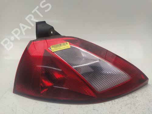 Used Left taillight RENAULT MEGANE II Saloon (LM0/1_) 1.9 dCi (LM0G, LM1G, LM2C) (120 hp) 15690627