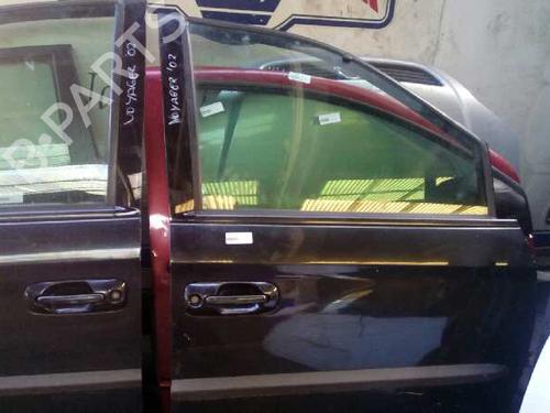 Right front door CHRYSLER VOYAGER IV (RG, RS) 2.5 CRD BP576459C3
