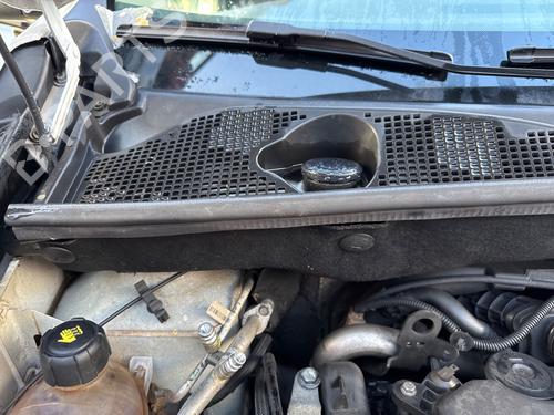 windscreen-washer-tank-dacia-dokker-box-bodympv-2012-2013-2014-2015-2016-2017-2018-2019-2020-2021-32088175 main image