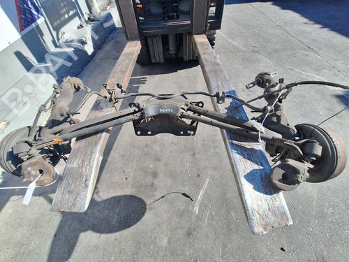 Used Rear axle FIAT DOBLO Cargo (263_) 1.6 D Multijet (263ZXE1B, 263ZXS1B, 263ZXY1B, 263WXE1B,... (100 hp) 28296548