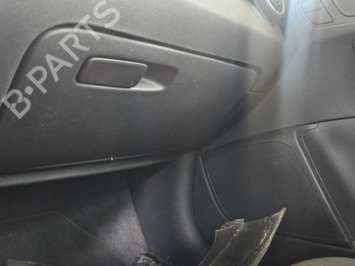 Used Glove box AUDI A1 Sportback (8XA, 8XF) 1.2 TFSI (86 hp) 29311317