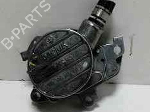 Used Vacuum pump SKODA OCTAVIA II Combi (1Z5) 2.0 TDI 4x4 (110 hp) 3651593