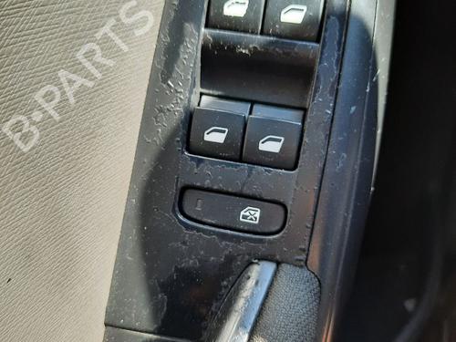 Used Left front window switch CITROËN C4 Picasso II [2013-2025]  24822651