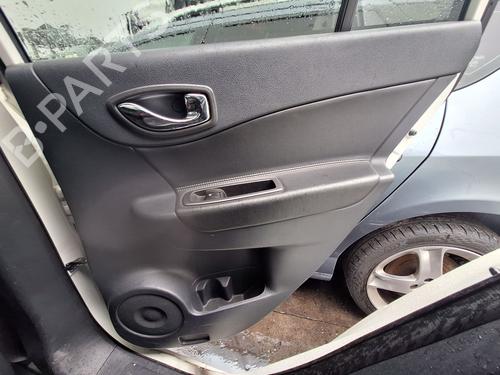 Bageste højre beklædning RENAULT KOLEOS I (HY_) 2.0 dCi (HY0K) (150 hp) 29278832