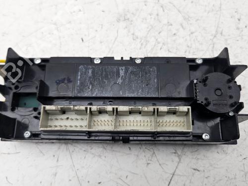 Commande Chauffage VW PASSAT B5.5 Variant (3B6) 4.0 W8 4motion (275 hp) 31916533