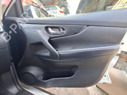 Høyre frontpanel Høyre frontpanel NISSAN X-TRAIL III (T32_, T32R, T32RR) [2013-2026] 35976000 35976000