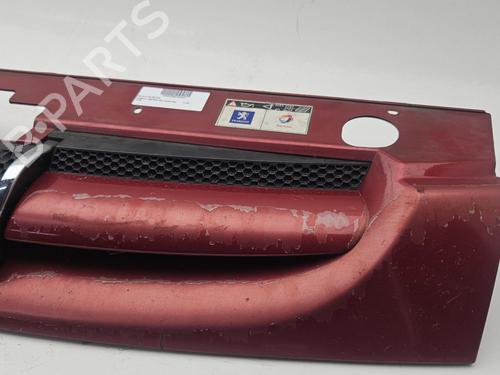 Grille PEUGEOT PARTNER MPV (5_, G_)  | BP29604777C40