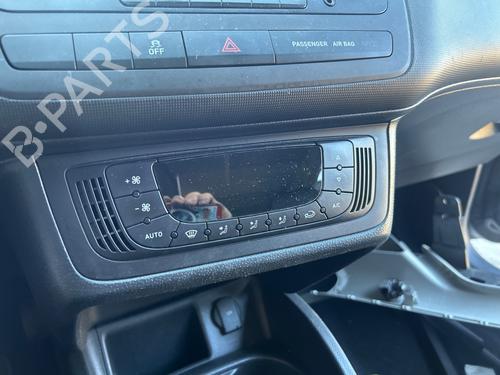 Used Climate control SEAT IBIZA IV (6J5, 6P1) [2008-2017]  28112092
