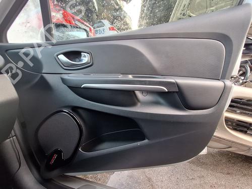Bekleding voor rechts RENAULT CLIO IV (BH_) [2012-2021]  31704200