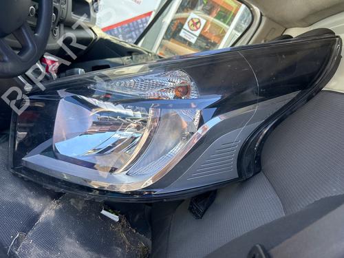 Used Right headlight RENAULT TRAFIC III Van (FG_) [2014-2025]  27693072