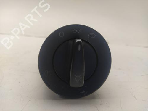 Used Headlight switch VW GOLF IV (1J1) [1997-2008]  10175247
