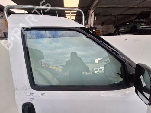 Used Front right window mechanism FIAT DOBLO Cargo (263_) 1.6 D Multijet (263ZXE1B, 263ZXS1B, 263ZXY1B, 263WXE1B,... (100 hp) 29496240