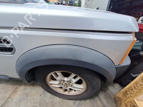 Used Right front fenders Right front fenders LAND ROVER DISCOVERY III (L319) [2004-2009] 36383136 36383136