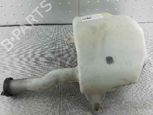 Used Windscreen washer tank FORD MONDEO III (B5Y) 2.0 16V TDDi / TDCi (115 hp) 7416640