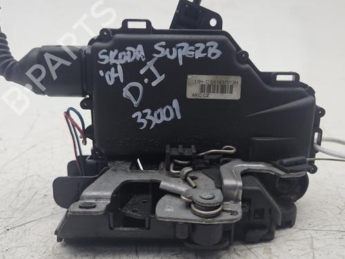 Venstre fortil lås SKODA SUPERB I (3U4) 1.9 TDI (130 hp) 24333416