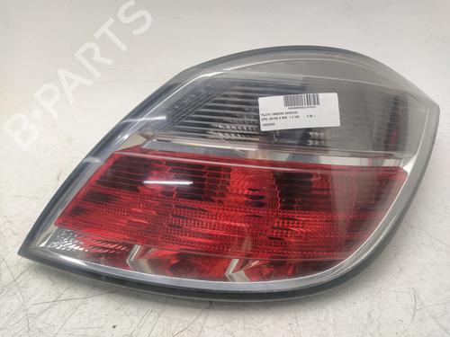 Used Right taillight OPEL ASTRA H (A04) [2004-2014]  18116499