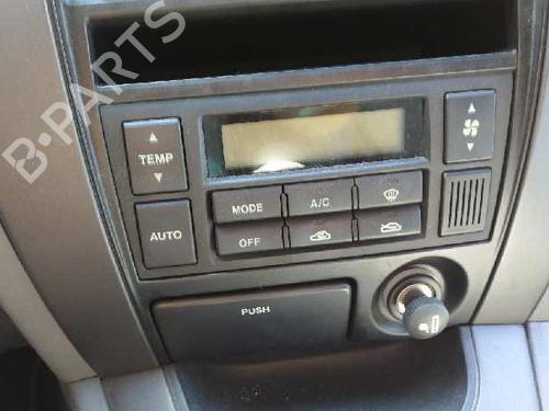 Used Climate control HYUNDAI TUCSON (JM) 2.0 CRDi (113 hp) 1297644