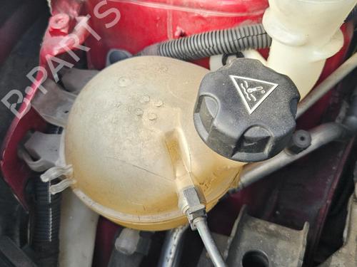 Used Expansion tank PEUGEOT 208 I (CA_, CC_) 1.4 HDi (68 hp) 19444505