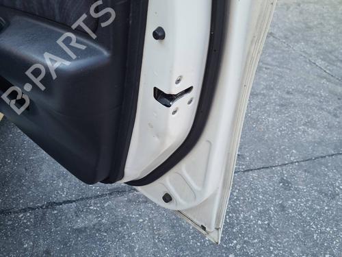 Used Front right lock NISSAN NOTE (E12) 1.5 dCi (90 hp) 8064159