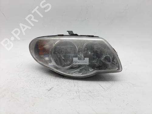 Used Right headlight CHRYSLER VOYAGER IV (RG, RS) 2.8 CRD (150 hp) 25755149