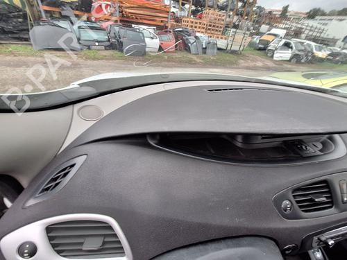 Dashboard RENAULT SCÉNIC III (JZ0/1_) | BP30328590C46