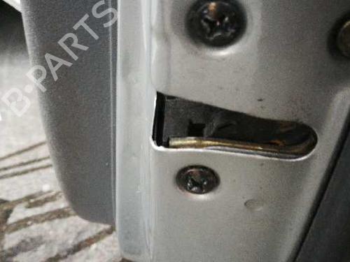 Used Front right lock KIA CARENS II MPV (FJ) 2.0 CRDi (113 hp) 2587764
