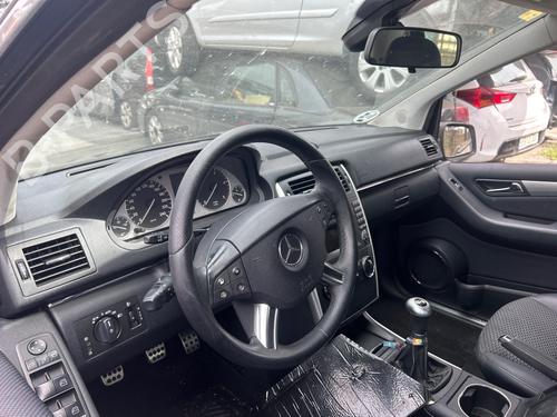 Used Dashboard MERCEDES-BENZ B-CLASS Sports Tourer (W245) [2005-2011]  28314679