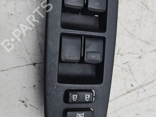 Used Left front window switch TOYOTA AURIS (_E15_) 1.8 Hybrid (ZWE150_, ZWE150R) (136 hp) 25438761