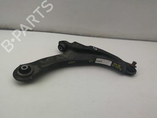 Used Right front suspension arm RENAULT CLIO IV (BH_) [2012-2021]  5398129