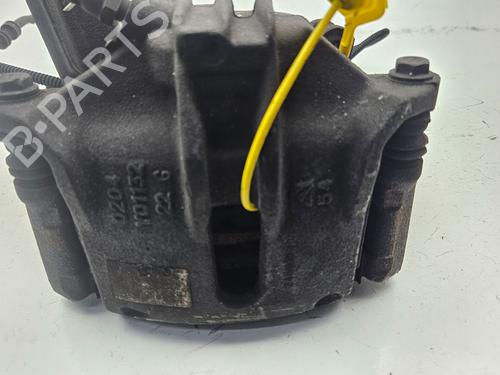 Used Right front brake caliper CITROËN C4 CACTUS 1.2 THP 110 (110 hp) 28590613