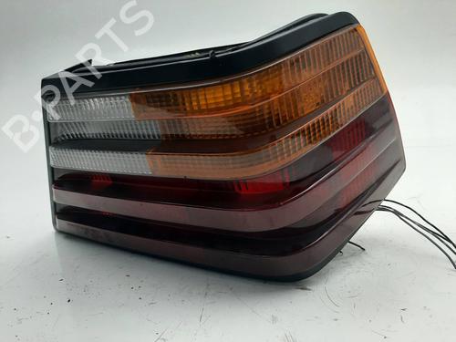 Used Right taillight MERCEDES-BENZ 124 Saloon (W124) 300 D (124.130) (109 hp) 8527546
