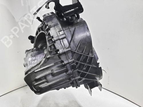 Used Gearbox KIA MAGENTIS II (MG) 2.0 CRDi (140 hp) 8693137